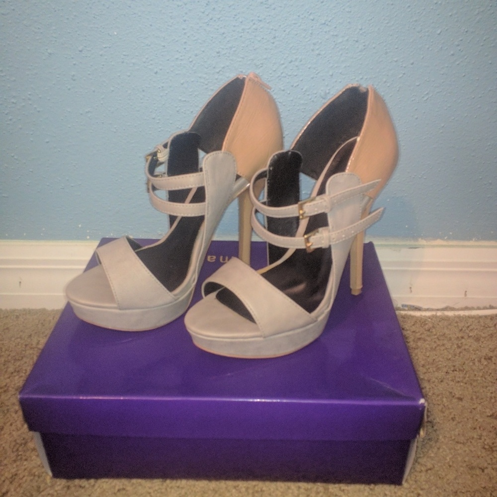 Grey/nude heels
